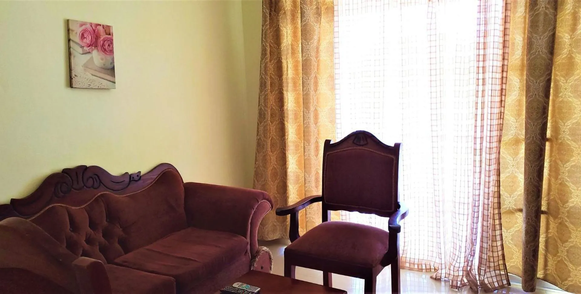 2-Bedroom Beach Apartment With Pool Costambar Las Flores